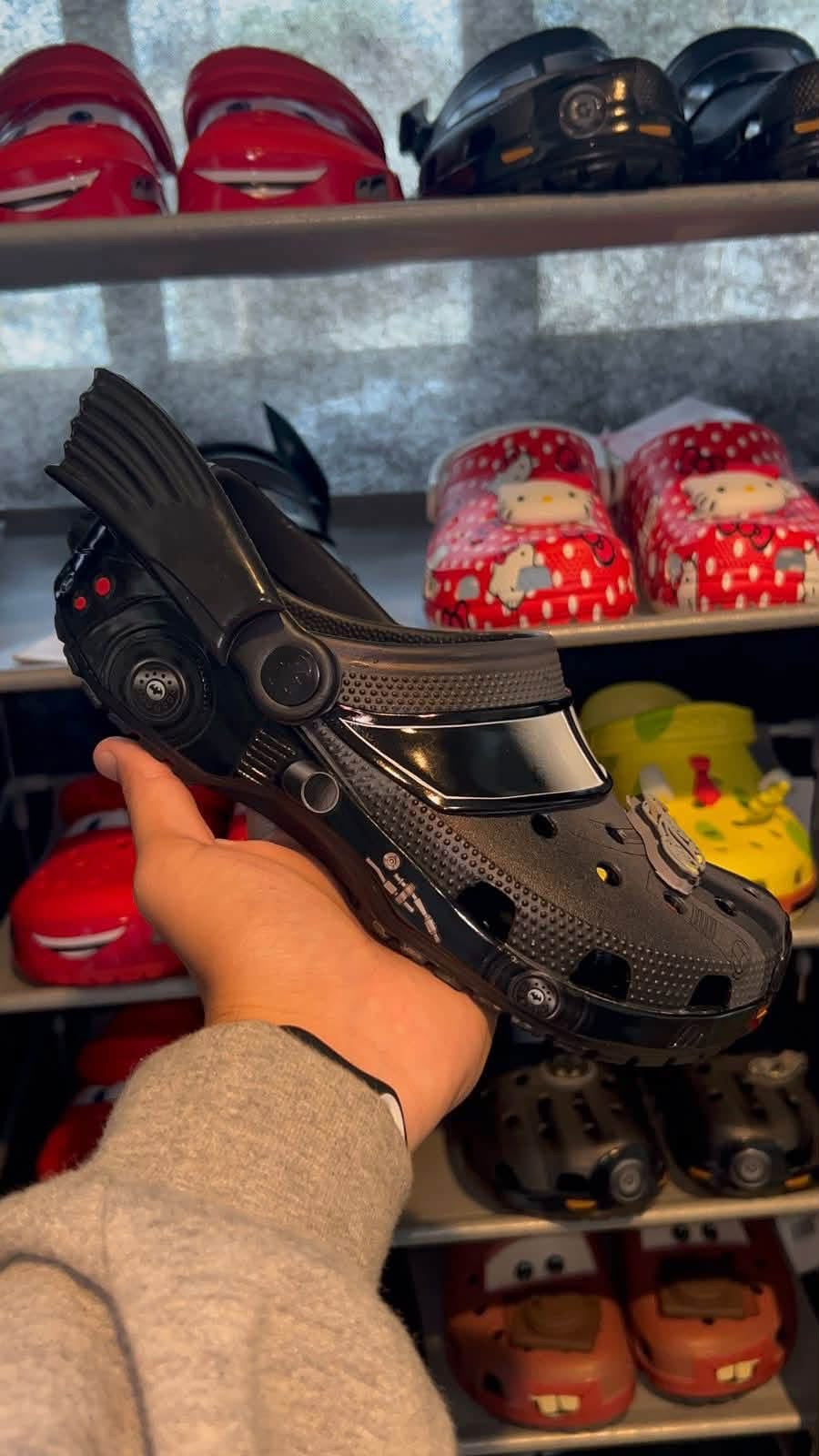 CROCS